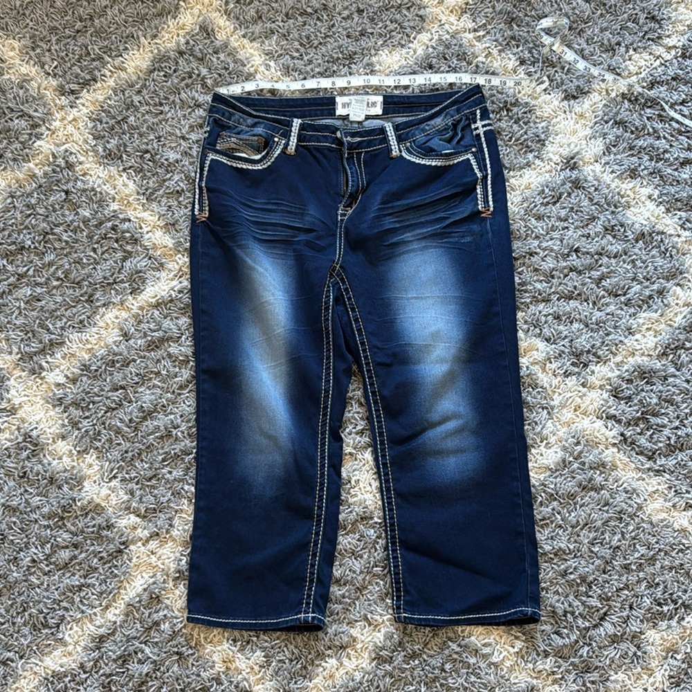 Cute hydraulic capri jeans